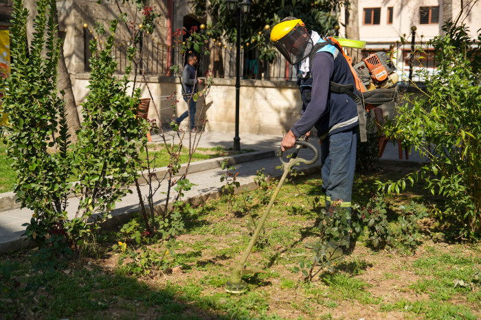 TARSUS'UN İBADETHANELERİ TEMİZLENİYOR