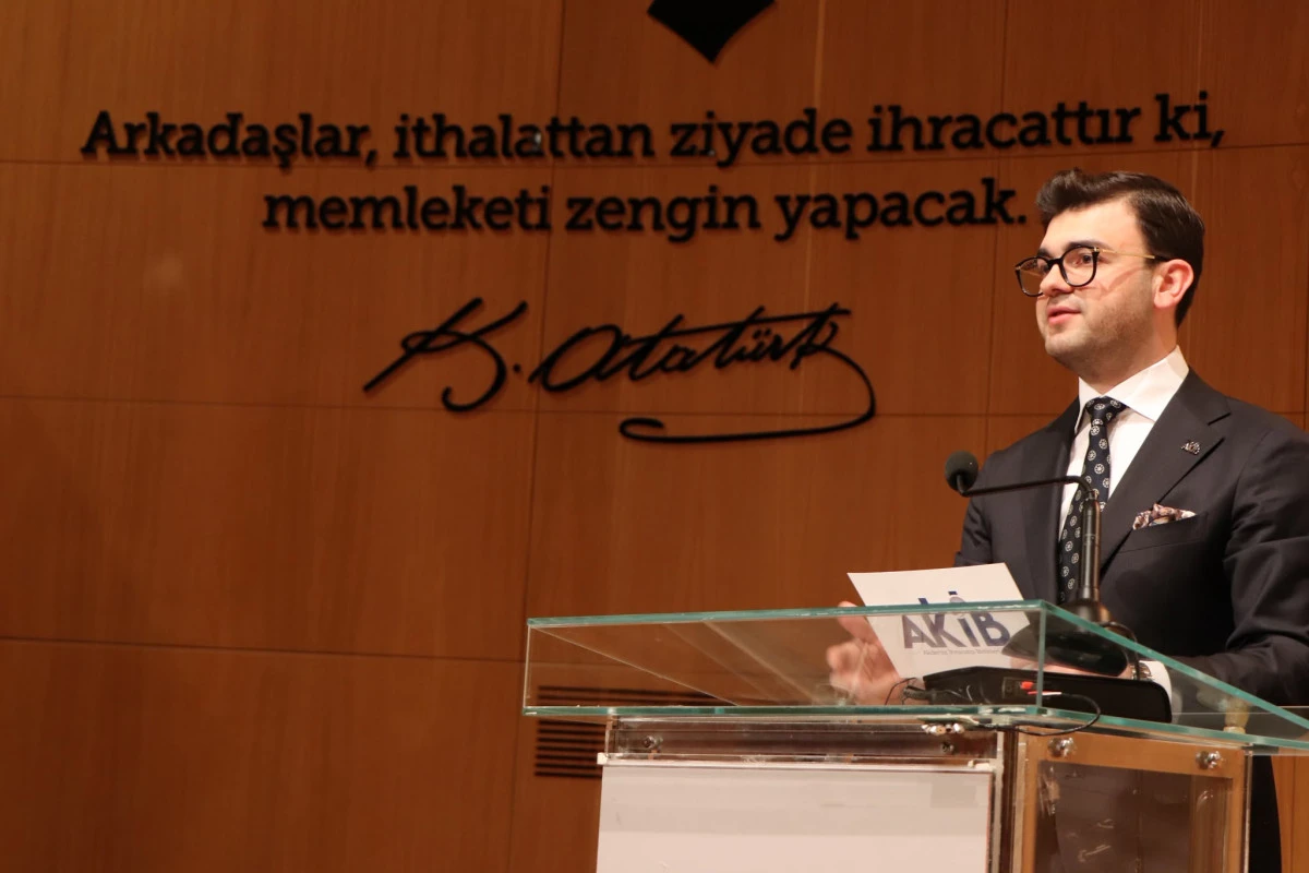AHKİB BAŞKANI AYTEK: D&Ouml;VİZ D&Ouml;N&Uuml;Ş&Uuml;M DESTEĞİ ACİL REVİZE EDİLMELİ 