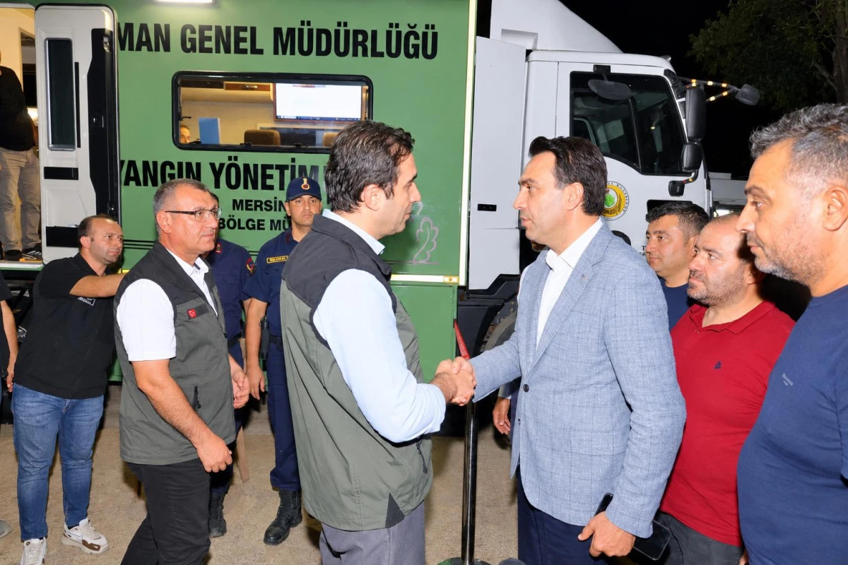 AK PARTİ MERSİN İL BAŞKANI ALDEMİR, BOZYAZI&rsquo;DAKİ YANGIN B&Ouml;LGESİNDE İNCELEMELERDE BULUNDU