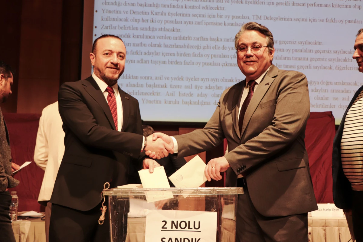 AKAMİB&rsquo;DE ADEM DERİNEL D&Ouml;NEMİ BAŞLADI