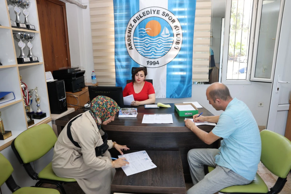 AKDENİZ BELEDİYE SPOR KUL&Uuml;B&Uuml;'NDE YAZ SPOR KURSLARI KAYITLARI BAŞLADI