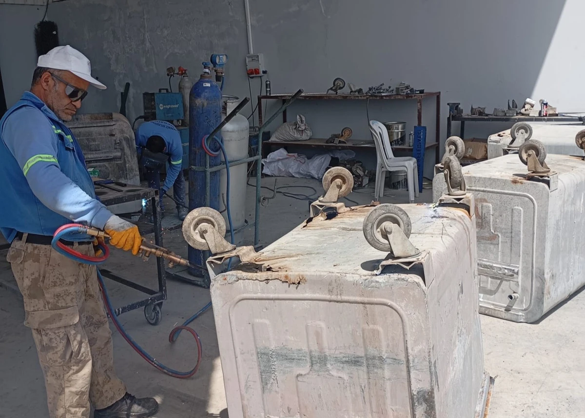 AKDENİZ BELEDİYESİ HEM &Uuml;RETİYOR HEM DE YENİLEYİP TASARRUF EDİYOR