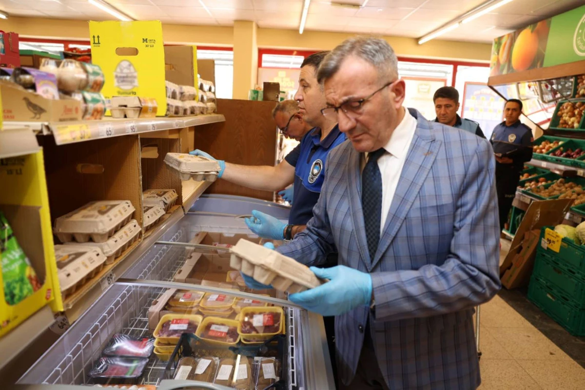 AKDENİZ ZABITA EKİPLERİ TARİHİ GEÇMİŞ ÜRÜNLERİ TOPLADI, İŞLETMELERE CEZAİ İŞLEM UYGULANDI