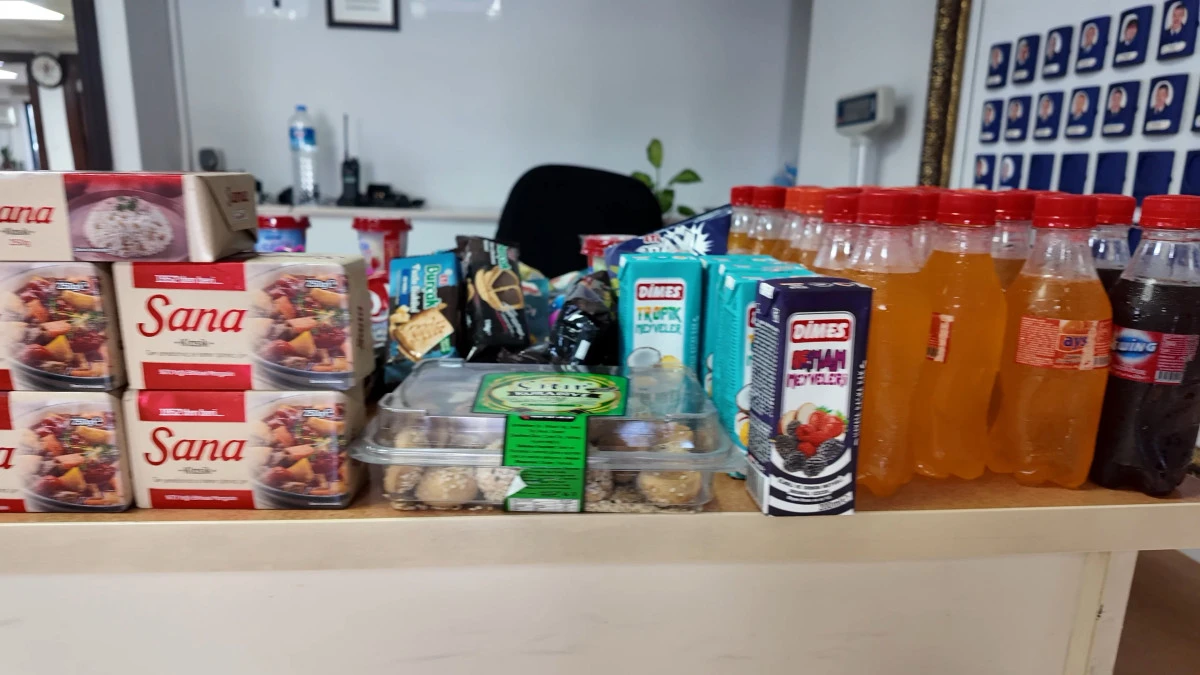  AKDENİZ&rsquo;DE SON KULLANMA TARİHİ GE&Ccedil;MİŞ 230 GIDA &Uuml;R&Uuml;N&Uuml; İMHA EDİLDİ