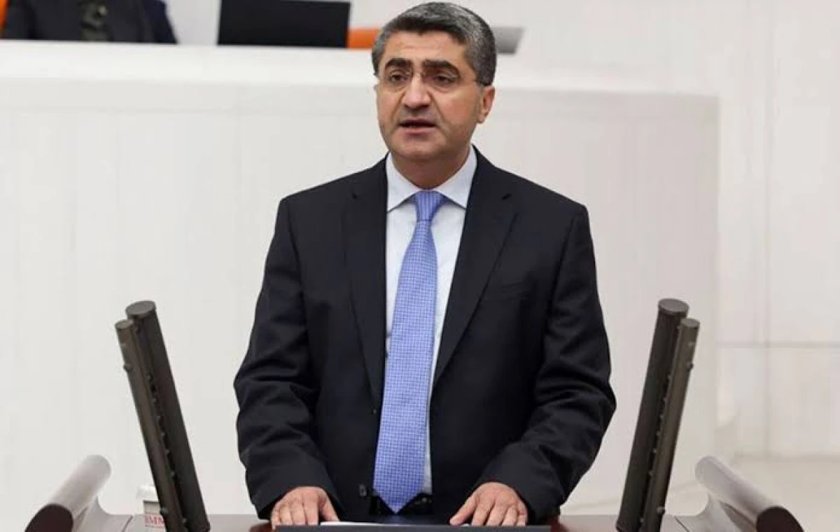 AKKUYU&rsquo;DAKİ İŞ&Ccedil;İ SORUNLARI MECLİS G&Uuml;NDEMİNDEYDİ: BAKANLIKTAN EKMEN&rsquo;İN &Ouml;NERGESİNE YANIT