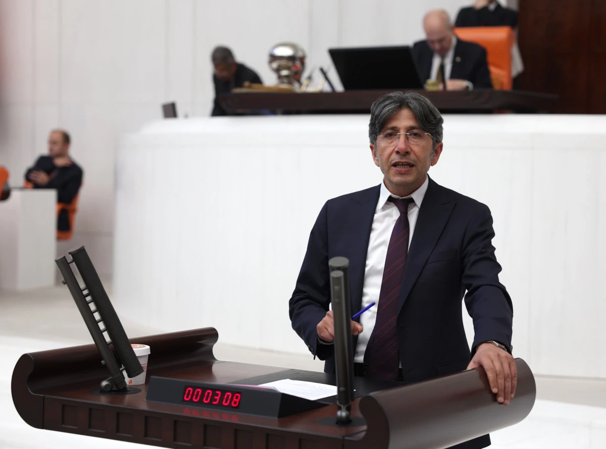 ALİ BOZAN, BAKAN YUMAKLI&rsquo;YA SORDU: &lsquo;MERSİN&rsquo;İN YANGINLARA KARŞI HAZIRLIK KAPASİTESİ NE D&Uuml;ZEYDE&rsquo;