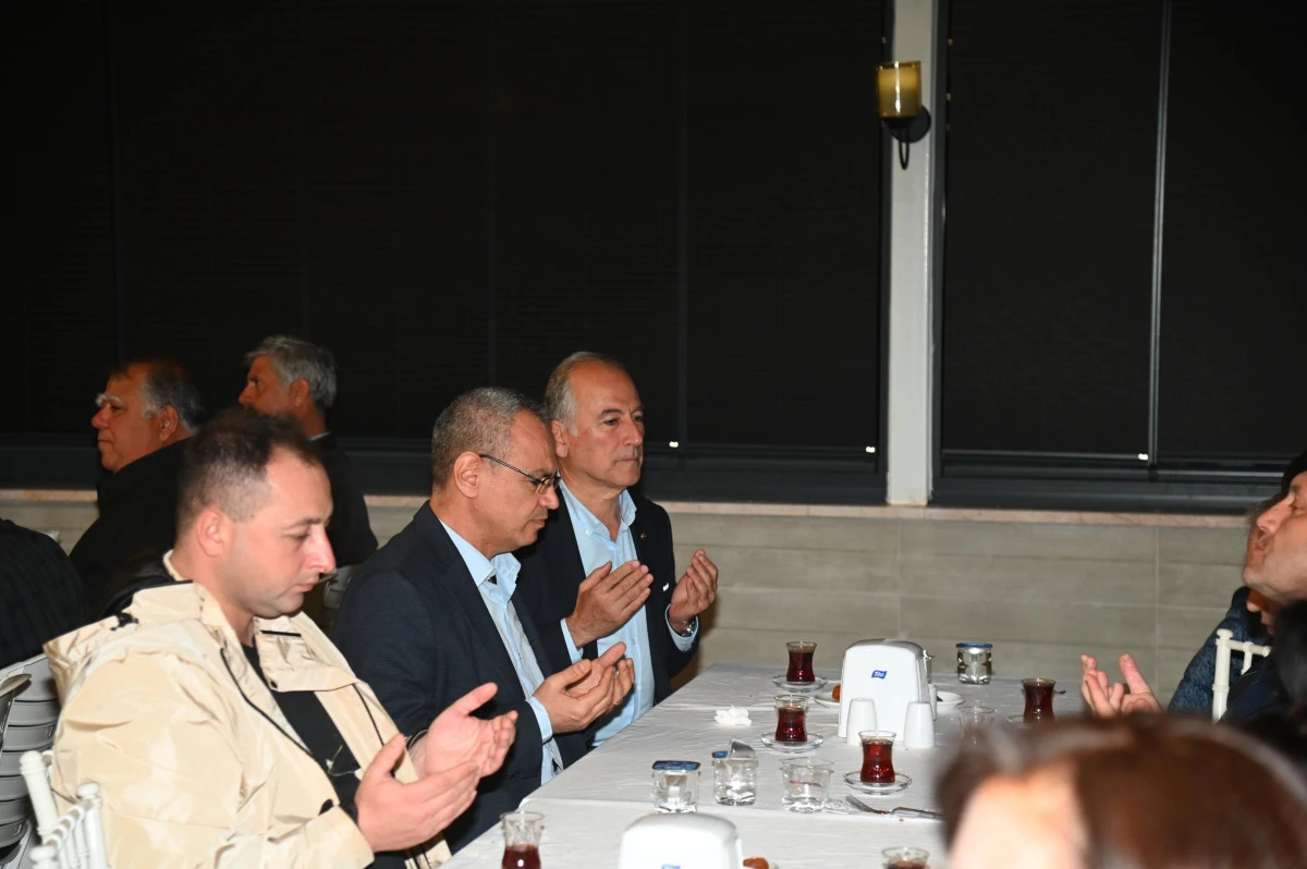 ANAMUR BELEDİYESİ KENT PROTOKOL&Uuml;N&Uuml; İFTAR YEMEĞİNDE BİR ARAYA GETİRDİ