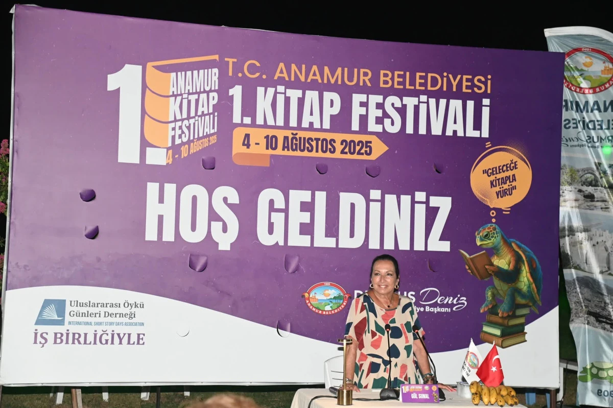 ANAMUR BELEDİYESİ KİTAP FESTİVALİ EDEBİYATSEVERLERDEN TAM NOT ALDI