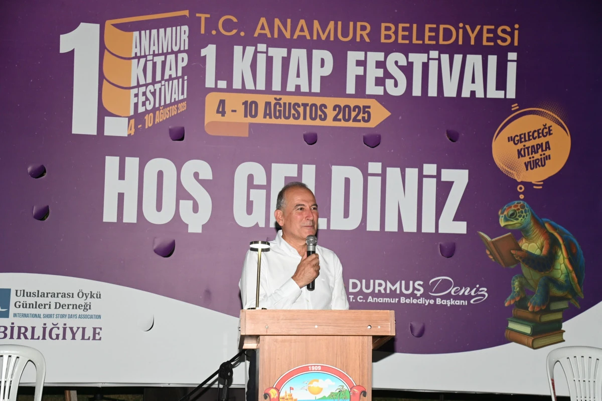ANAMUR BELEDİYESİ KİTAP FESTİVALİ GÖRKEMLİ BİR TÖRENLE ZİYARETE AÇILDI