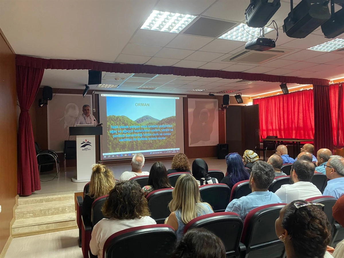 ANAMUR’DA ORMAN YANGINLARI BİLGİLENDİRME TOPLANTISI DÜZENLENDİ
