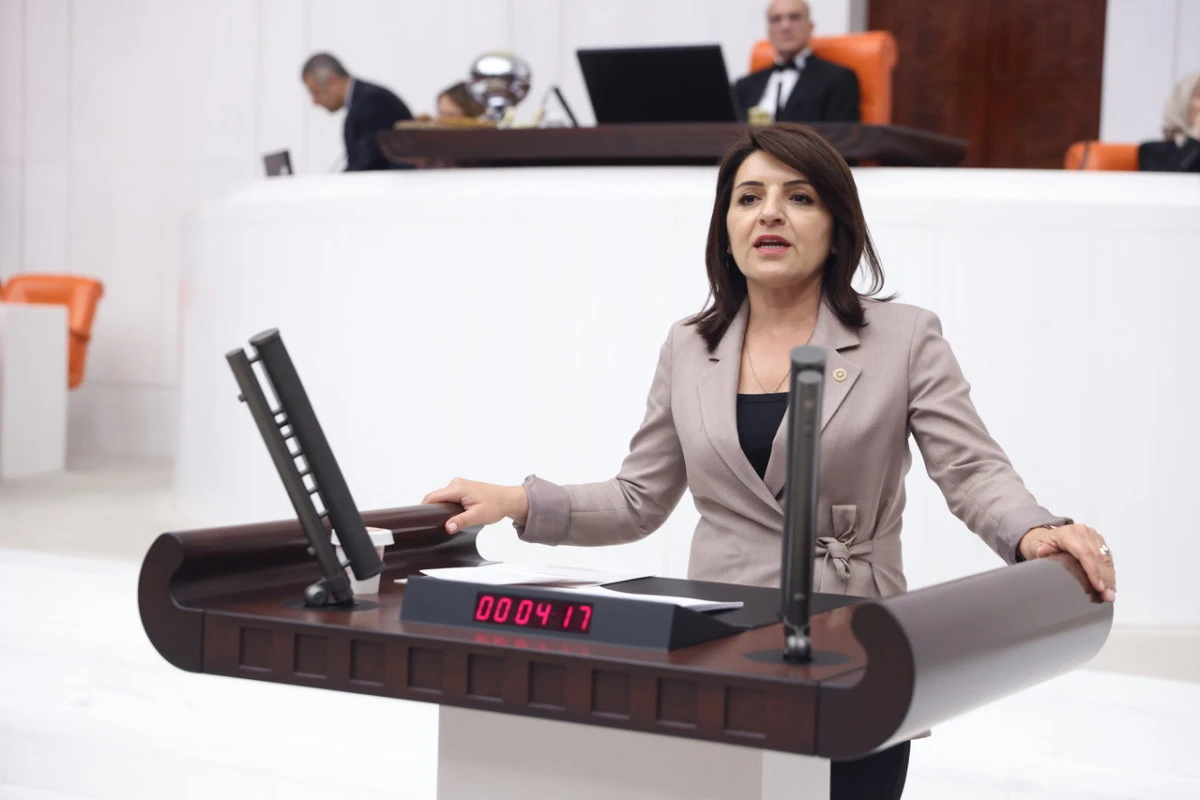 &lsquo;ASGARİ &Uuml;CRETLİNİN CEBİNDEN 7 AYDA 5 BİN 575 LİRA BUHAR OLDU!&rsquo;