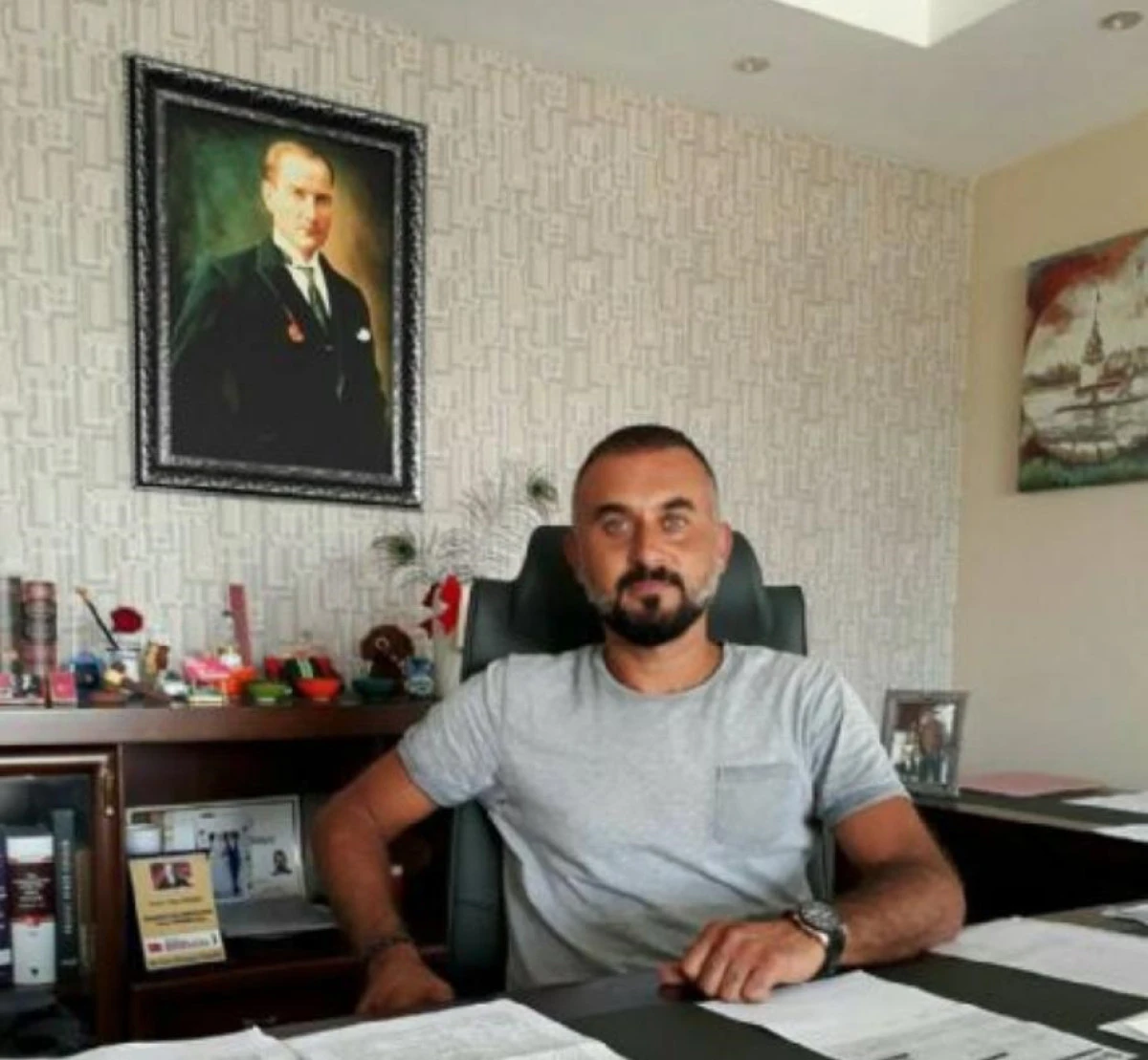 AV. ULAŞ YILMAZ: ‘EMEKLİLER, YILLARIN HAKKINI ALAMIYOR; BU SESSİZLİK DEĞİL, SESSİZ BİR FERYATTIR’
