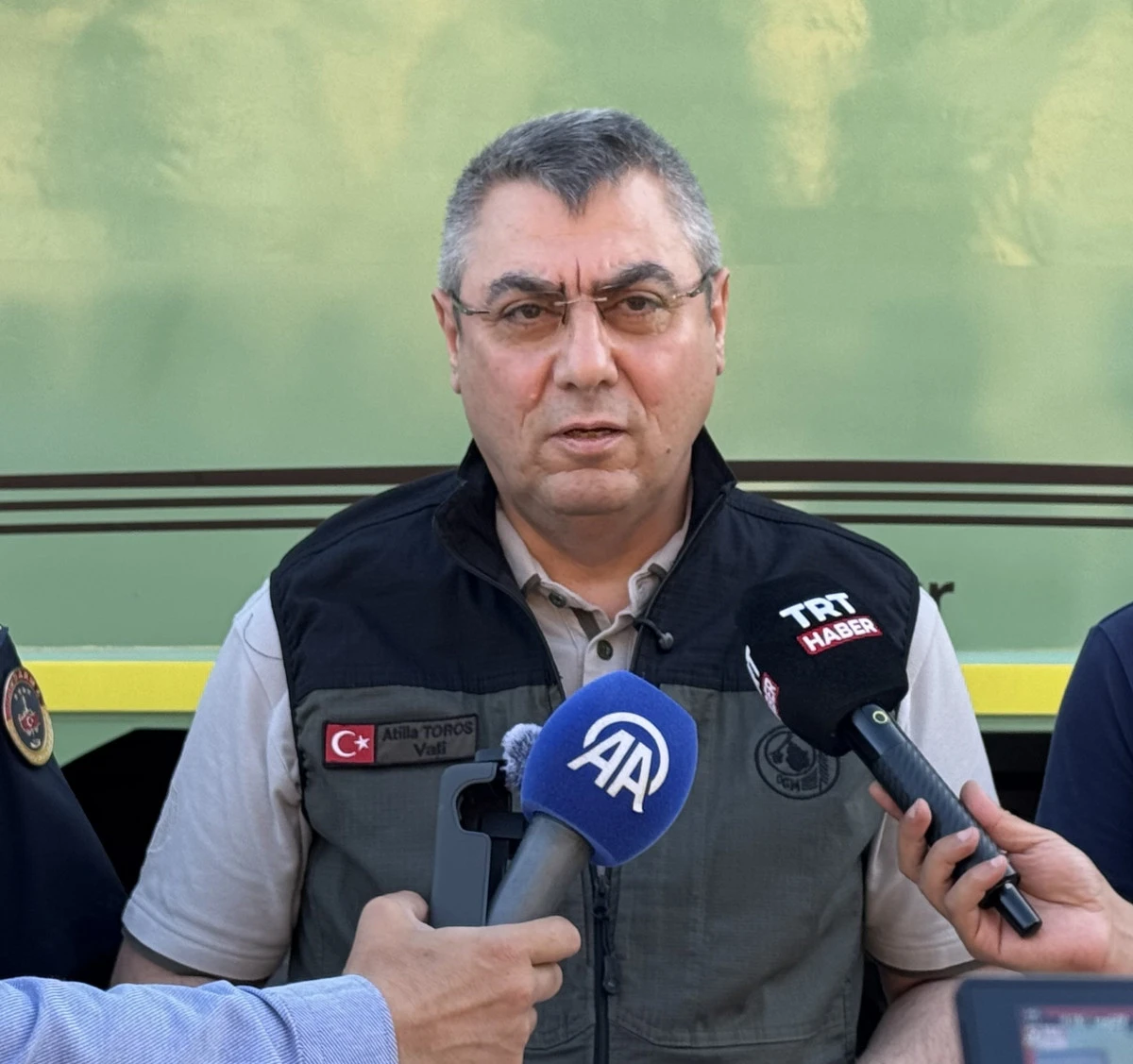 AYDINCIK&rsquo;TAKİ ORMAN YANGININDA 80 HANE TAHLİYE EDİLDİ