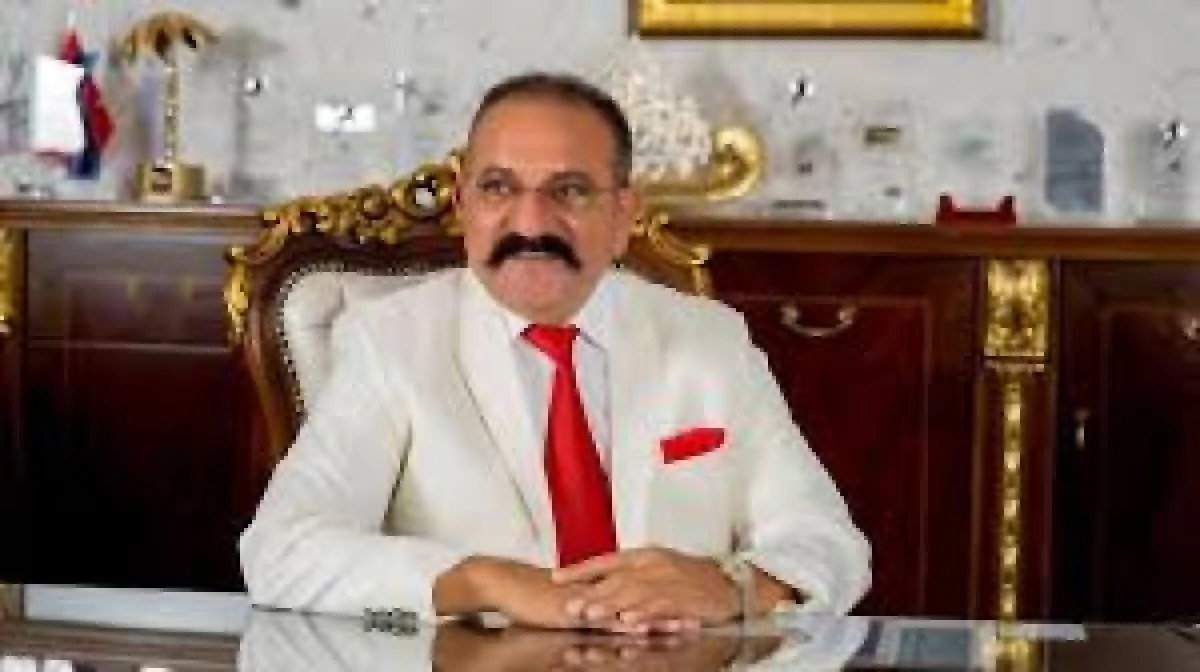 BAŞKAN HASAN ARSLAN: ‘GELECEĞİMİZİN TEMELİNİ ÖĞRETMENLERİMİZ ATIYOR’