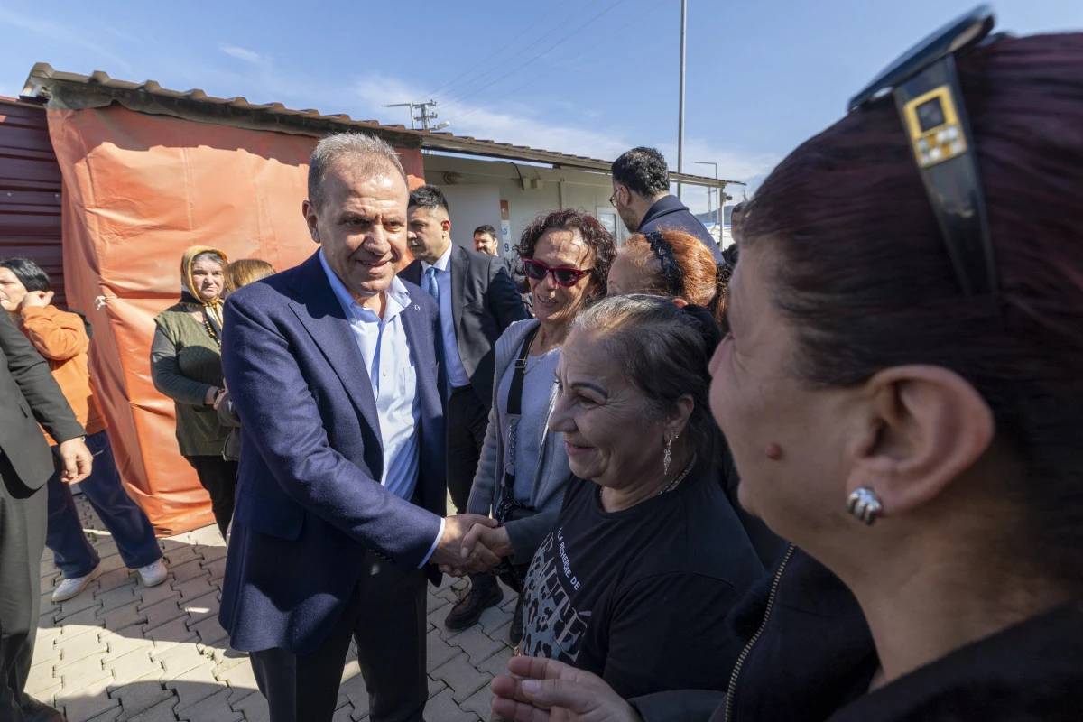 BAŞKAN SE&Ccedil;ER, 6 ŞUBAT DEPREMİNİN 3. YIL D&Ouml;N&Uuml;M&Uuml;NDE CHP GENEL BAŞKANI &Ouml;ZG&Uuml;R &Ouml;ZEL İLE HATAY&rsquo;DA