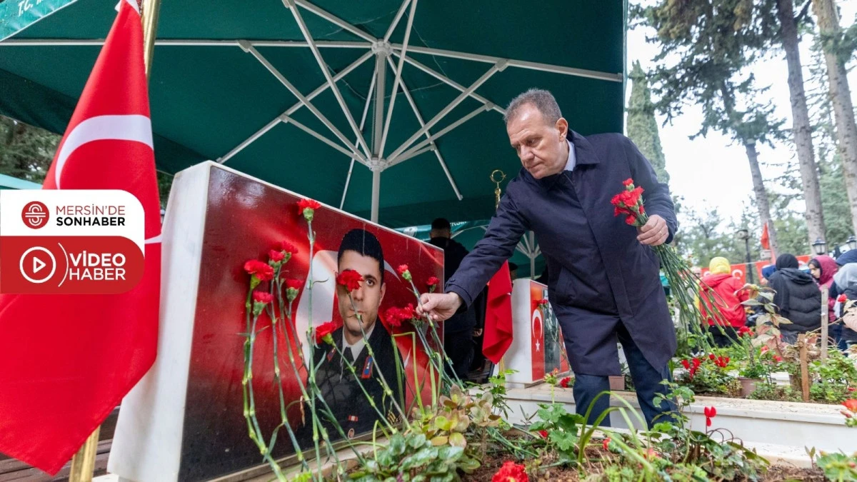 BAŞKAN SE&Ccedil;ER, BAYRAM ARİFESİNDE ŞEHİTLİĞİ ZİYARET ETTİ VE KENT PROTOKOL&Uuml; İLE BAYRAMLAŞTI 
