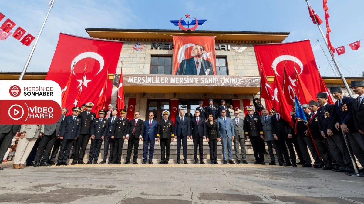 BAŞKAN SE&Ccedil;ER VE MERAL SE&Ccedil;ER, ATAT&Uuml;RK&rsquo;&Uuml;N MERSİN&rsquo;E GELİŞİNİN YIL D&Ouml;N&Uuml;M&Uuml; PROGRAMLARINA KATILDI