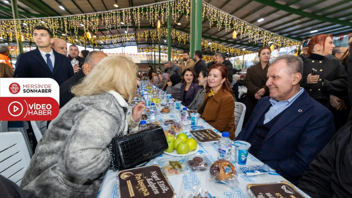 BAŞKAN SE&Ccedil;ER VE MERAL SE&Ccedil;ER TARSUSLULARLA İFTAR SOFRASINDA BULUŞTU 