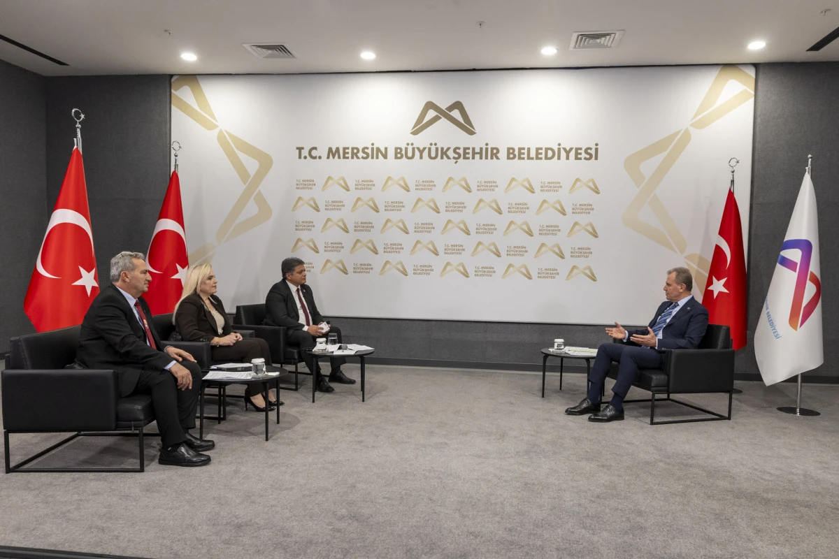 BAŞKAN SE&Ccedil;ER, YEREL TV VE RADYOLARDA GER&Ccedil;EKLEŞEN ORTAK CANLI YAYINDA YIL SONU DEĞERLENDİRMESİ YAPTI