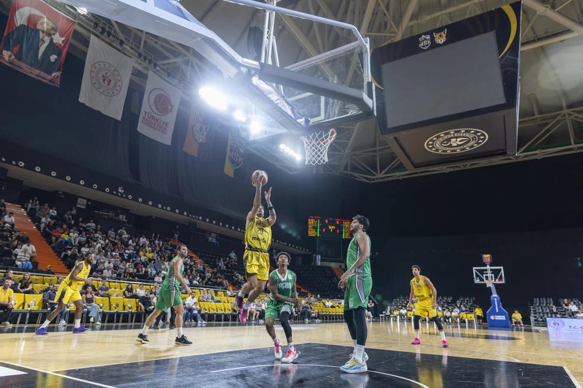 BAŞKAN VEKİLİ GEN&Ccedil;, MSK-DAR&Uuml;ŞŞAFAKA LASSA KARŞILAŞMASINI İZLEDİ