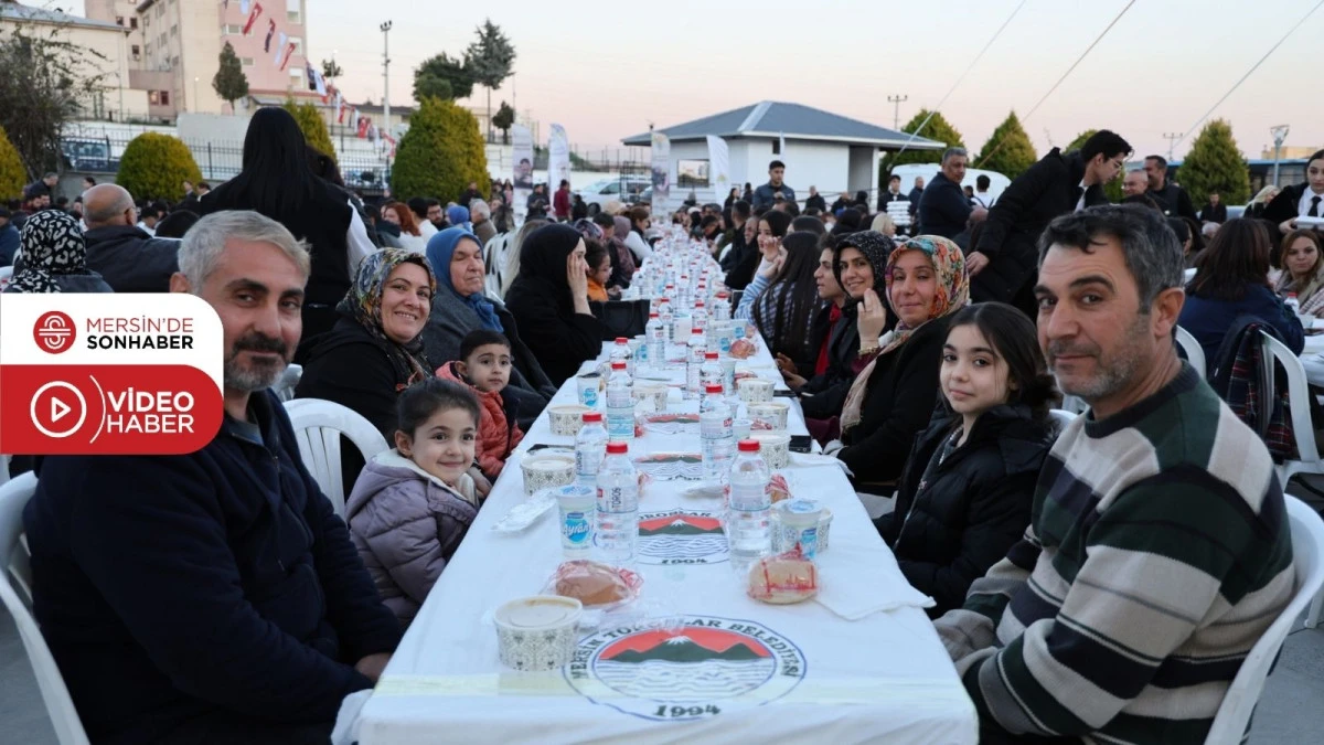 BAŞKAN YILDIZ, &Ccedil;ALIŞMA ARKADAŞLARIYLA İFTAR SOFRASINDA BULUŞTU