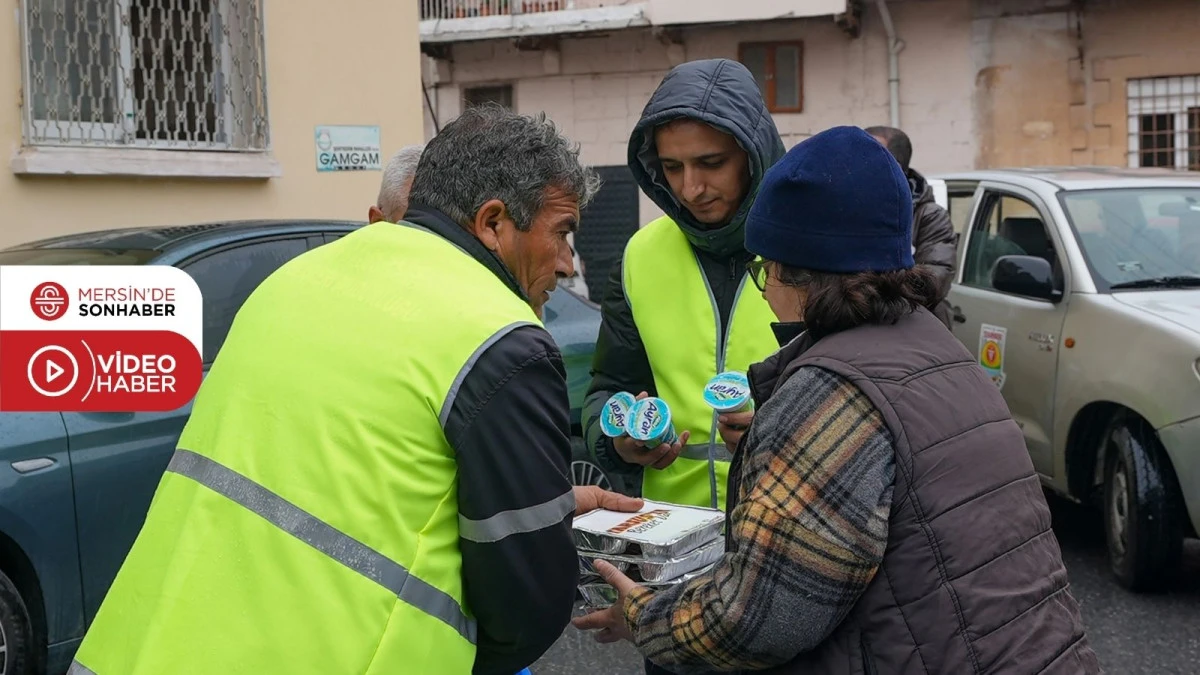 BAYRAM SOFRASI EVLERE TAŞINDI: 15 BİN KİŞİYE ULAŞAN DAYANIŞMA
