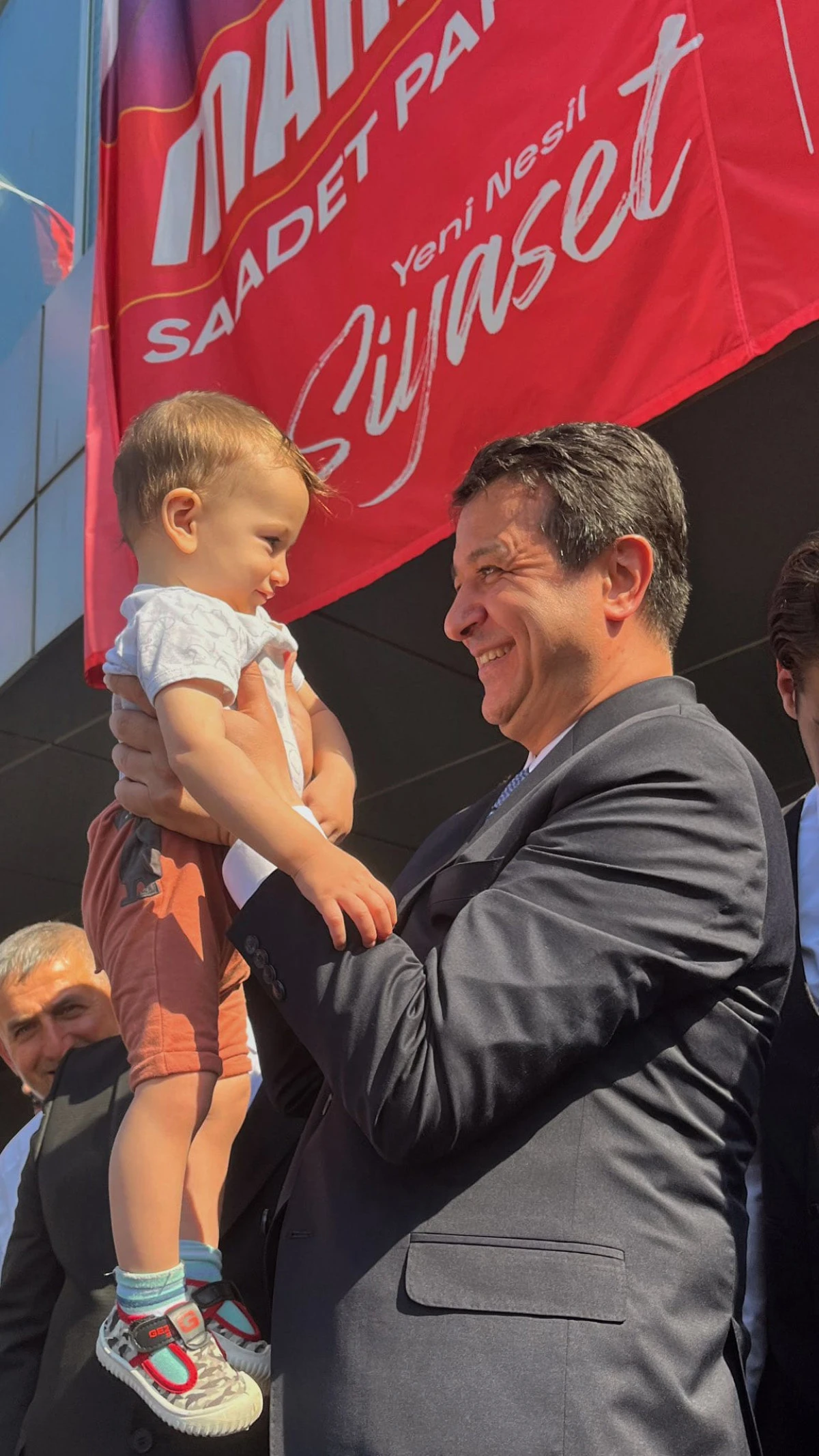 BİLAL OĞUZ: 'SAADET PARTİSİ, AHLAKLI VE ADALETLİ İKTİDARIN ADIDIR'