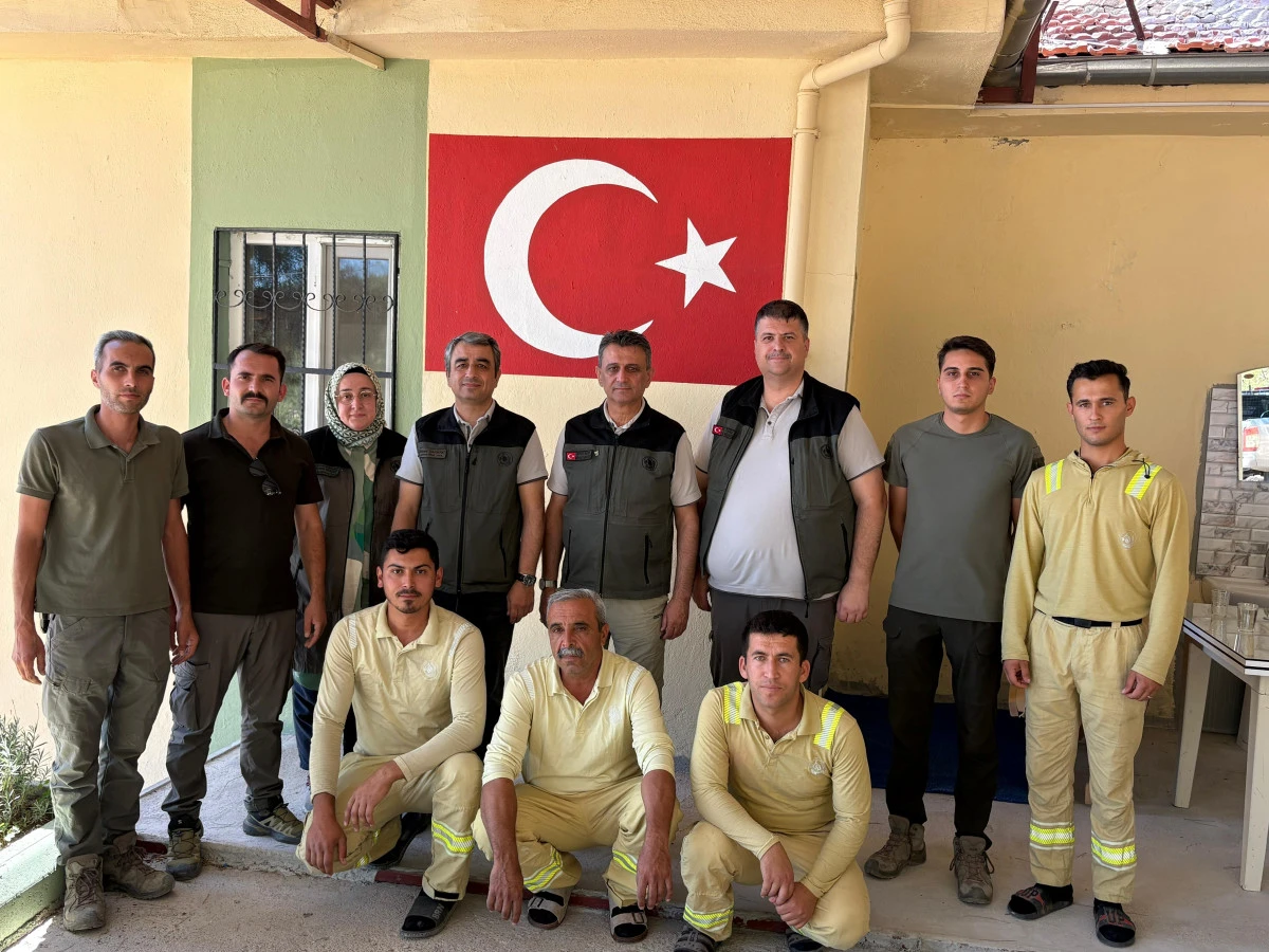 BÖLGE MÜDÜRÜ ATAŞ MUT’TA YANGIN YÖNETİM MERKEZİNİ ZİYARET ETTİ