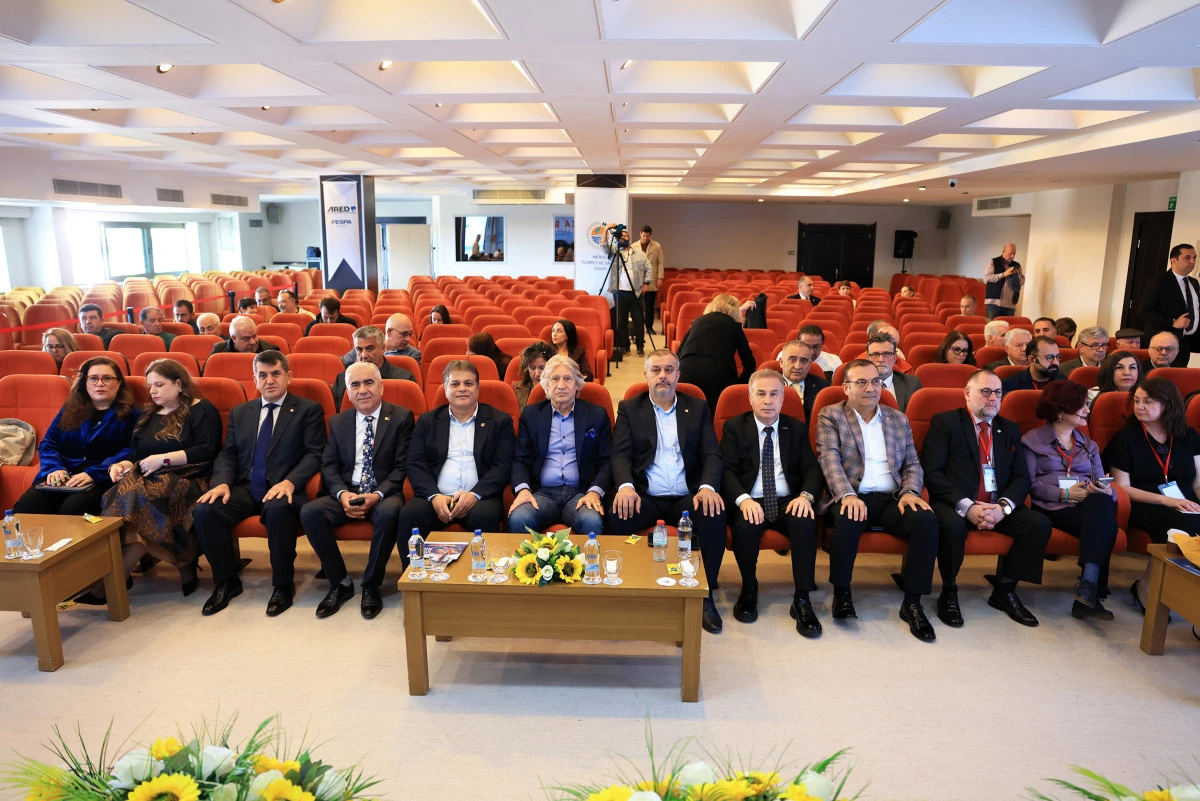 &Ccedil;AKIR: &lsquo;D&Uuml;NYANIN MERSİN&rsquo;İ KONUŞACAĞI K&Uuml;RESEL BİR MARKA KENT HALİNE GETİRECEĞİZ&rsquo;