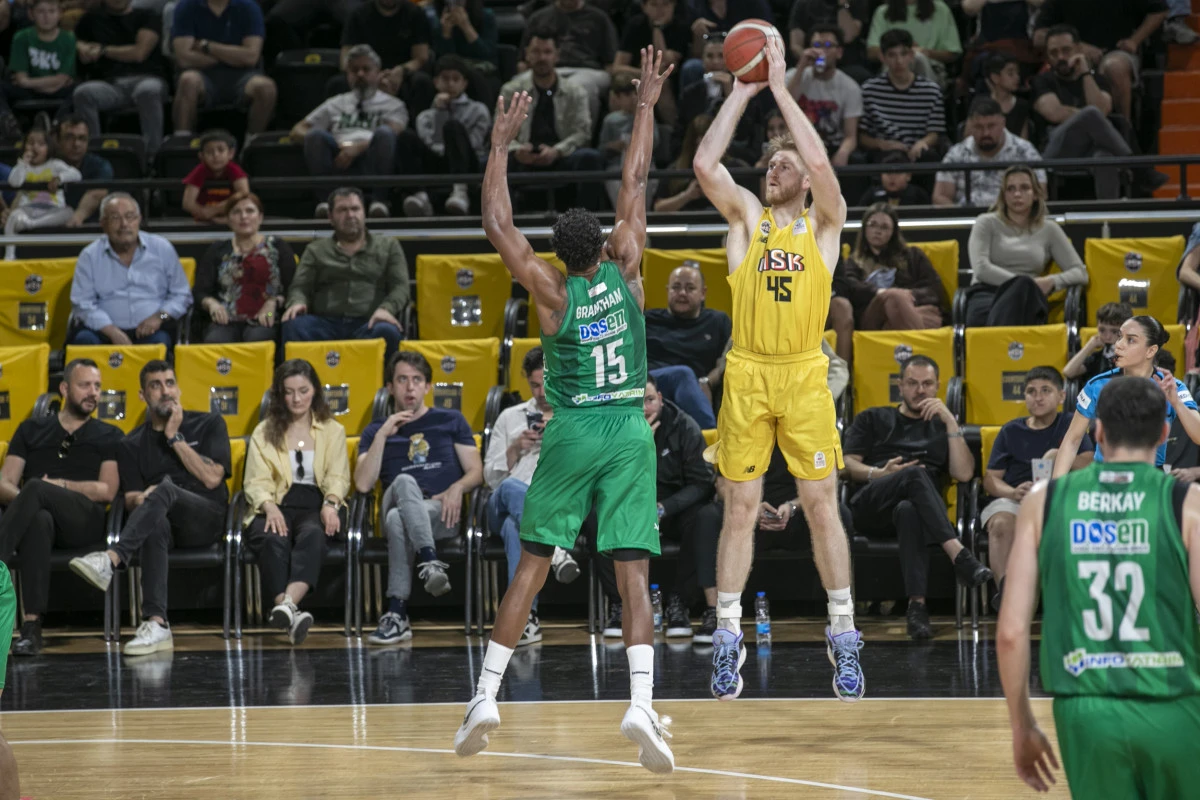 CARETTALAR, BURSASPOR YÖRSAN’I 89-82 SKORLA YENDİ