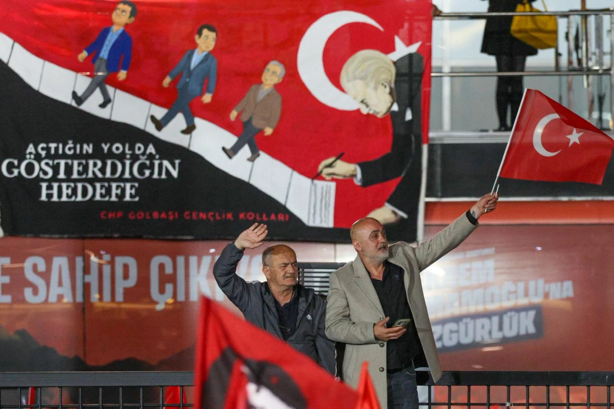 CHP PM &Uuml;YESİ OZAN VARAL, &lsquo;PARTİMİZE, İRADEMİZE SAHİP &Ccedil;IKIYORUZ&rsquo; BULUŞMASINDA
