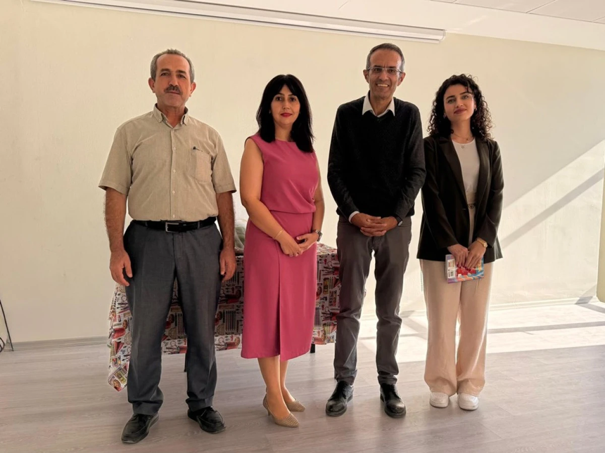 &Ccedil;UKUROVA &Uuml;NİVERSİTESİ&rsquo;NDEN BAHŞİŞ&rsquo;E &lsquo;BİR KİTAP, BİR D&Uuml;NYA&rsquo; K&Ouml;PR&Uuml;S&Uuml; 