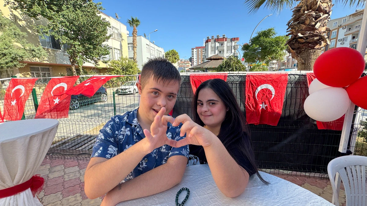 CUMHURİYET COŞKUSU ENGELSİZ EĞİTİM MERKEZİNDE YAŞANDI