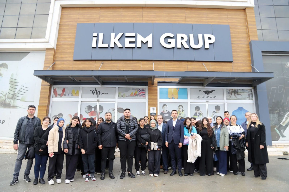 DAHİ MERSİN İLE &Ouml;ĞRENCİLER TEKSTİL SEKT&Ouml;R&Uuml;N&Uuml;N MUTFAĞIYLA TANIŞTI