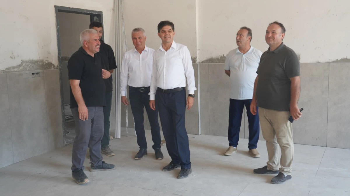 DR. NECİP &Ouml;ZT&Uuml;RK FEN LİSESİ BİNASI Y&Uuml;KSELİYOR