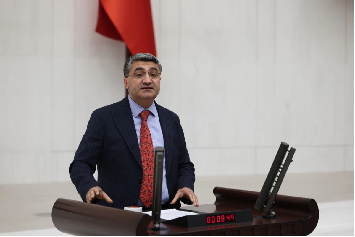 EKMEN, BATMAN &Uuml;NİVERSİTESİ&rsquo;NDEKİ KADRO İPTALİNİ MECLİS G&Uuml;NDEMİNE TAŞIDI