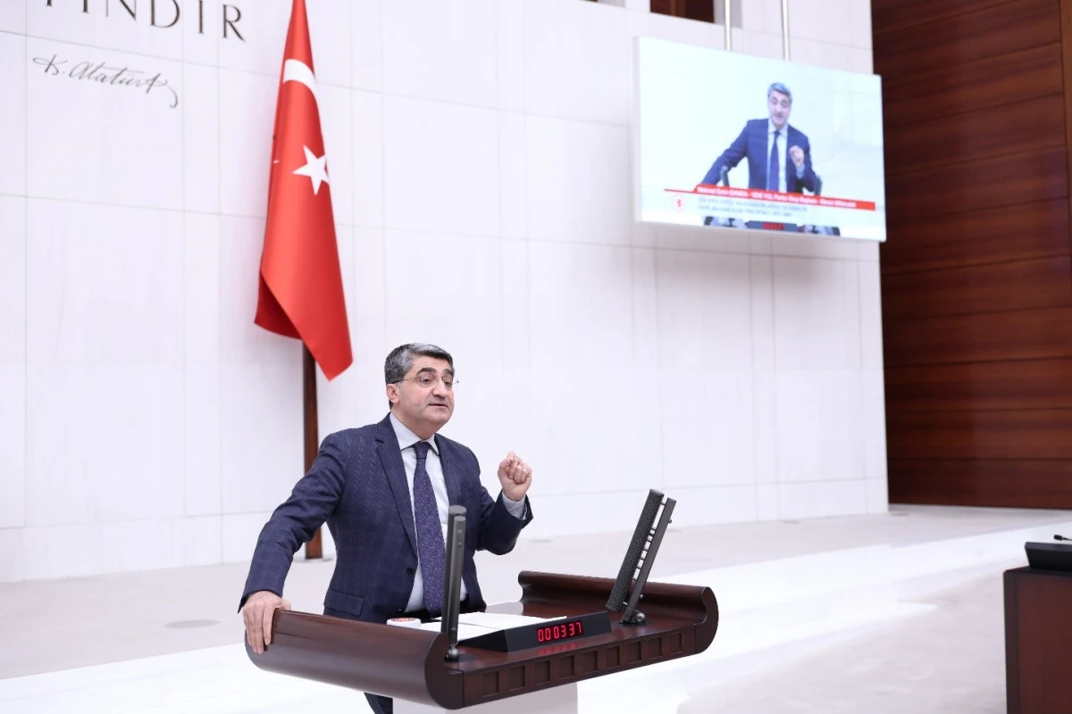 EKMEN: FON VURGUNUNDA K&Uuml;&Ccedil;&Uuml;K YATIRIMCININ BUHARLAŞAN PARASI NASIL TELAFİ EDİLECEK?
