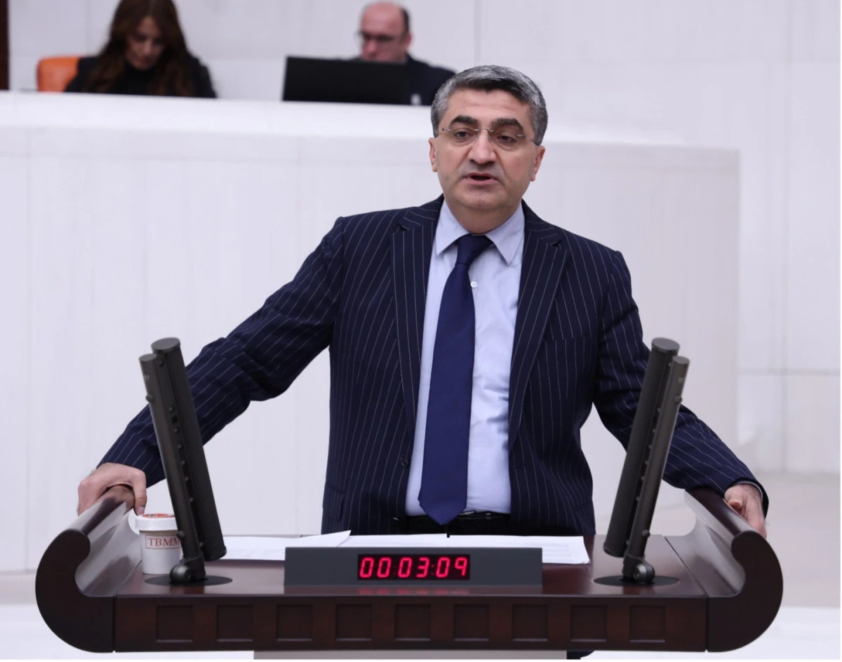 EKMEN MERSİNLİ &Ccedil;İFT&Ccedil;İNİN FERYADINI MECLİS&rsquo;E TAŞIDI