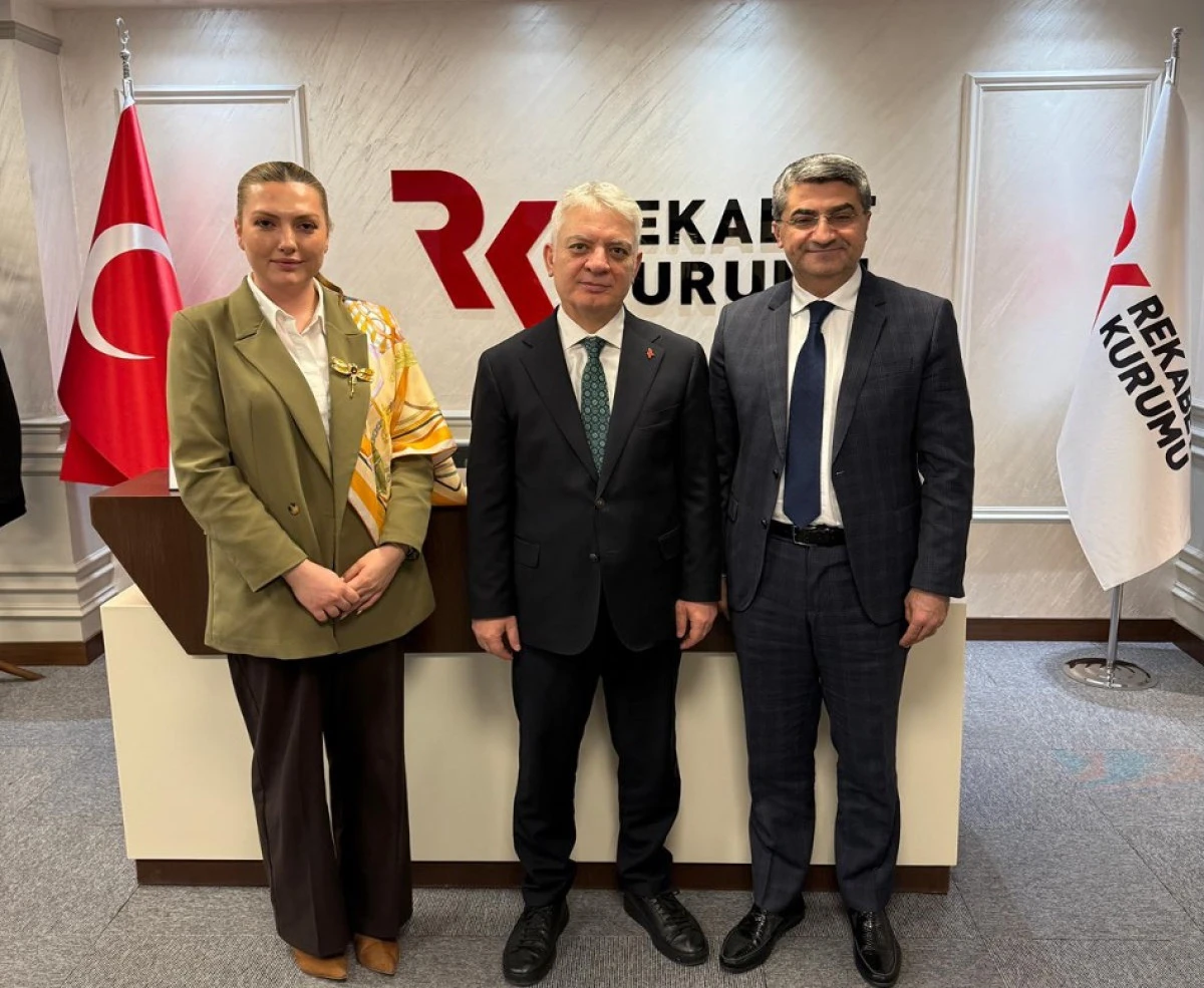 EKMEN, PAHALI U&Ccedil;AK BİLETLERİ İ&Ccedil;İN REKABET KURUMU&rsquo;NA BAŞVURDU