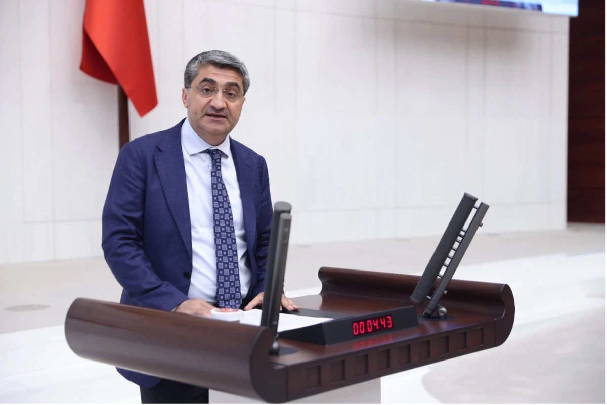 EKMEN&rsquo;DEN FAİLİ ME&Ccedil;HUL DOSYALAR İ&Ccedil;İN ADALET BAKANLIĞINA ŞEFFAFLIK &Ccedil;AĞRISI