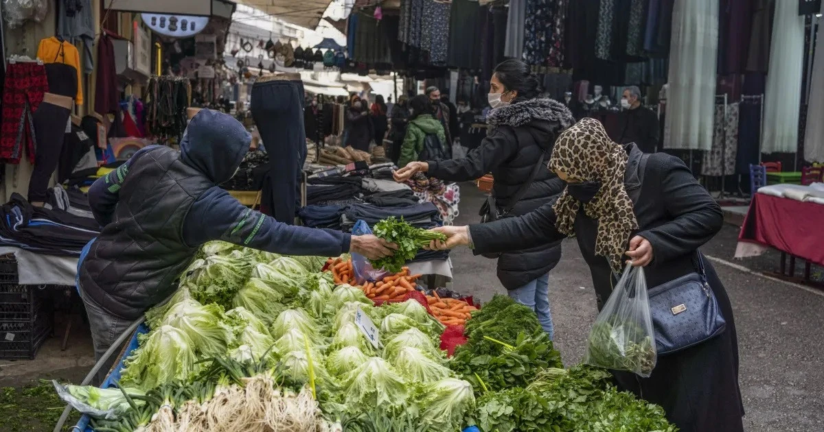ENFLASYONDA DÜŞÜŞ HIZLANDI, GÖZLER DENGELİ ASGARİ ÜCRET ARTIŞINDA