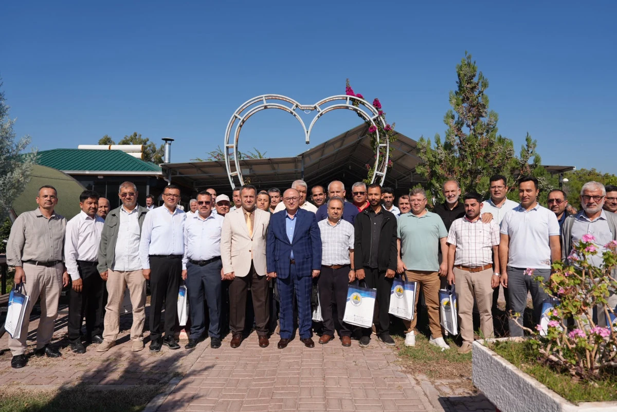 ERDEMLİ&rsquo;DE BİRLİK SOFRASI, BAŞKAN KARA DİN G&Ouml;REVLİLERİYLE KAHVALTIDA BULUŞTU