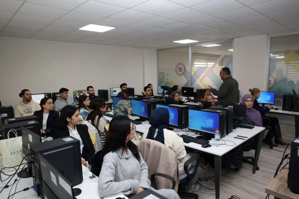 &lsquo;GEN&Ccedil; ADIMLAR KARİYER YOLU PROJESİ&rsquo; HAYATA GE&Ccedil;İRİLDİ