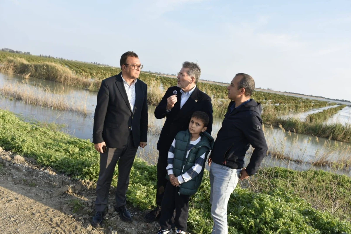 G&Uuml;MR&Uuml;K&Ccedil;&Uuml;DEN ŞOF&Ouml;RE, MALİ M&Uuml;ŞAVİRDEN &Ccedil;İFT&Ccedil;İYE: MİLLETVEKİLİ UYSAL SAHADA TALEPLERİ DİNLEDİ