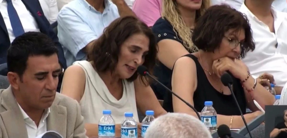 HÜLYA AYHAN KESKİN: ‘KAYYUM DARBEDİR, BARIŞI SAVUNMAKTAN VAZGEÇMEYECEĞİZ’