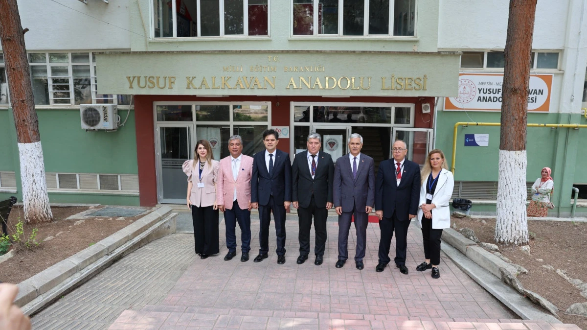 İL MİLL&Icirc; EĞİTİM M&Uuml;D&Uuml;R&Uuml; MUHAMMED &Ouml;ZDEMİRCİ, &lsquo;LİSELERDE BİLİM UYGULAMALARI PROJESİ&rsquo; KAPSAMINDA D&Uuml;ZENLENEN SEMİNERE KATILDI