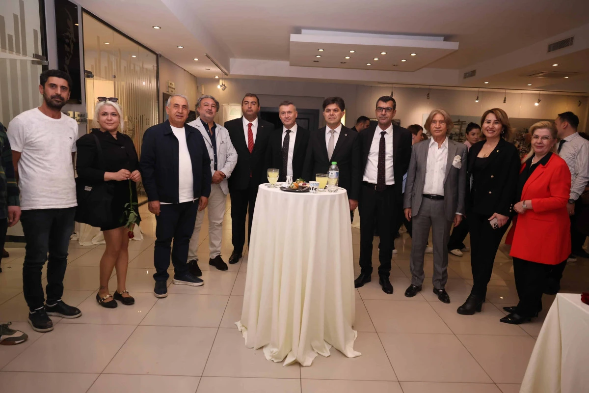 İL MİLLÎ EĞİTİM MÜDÜRÜ MUHAMMED ÖZDEMİRCİ, MESLEKTE 25. YIL ONUR PLAKETİ TÖRENİNE KATILDI