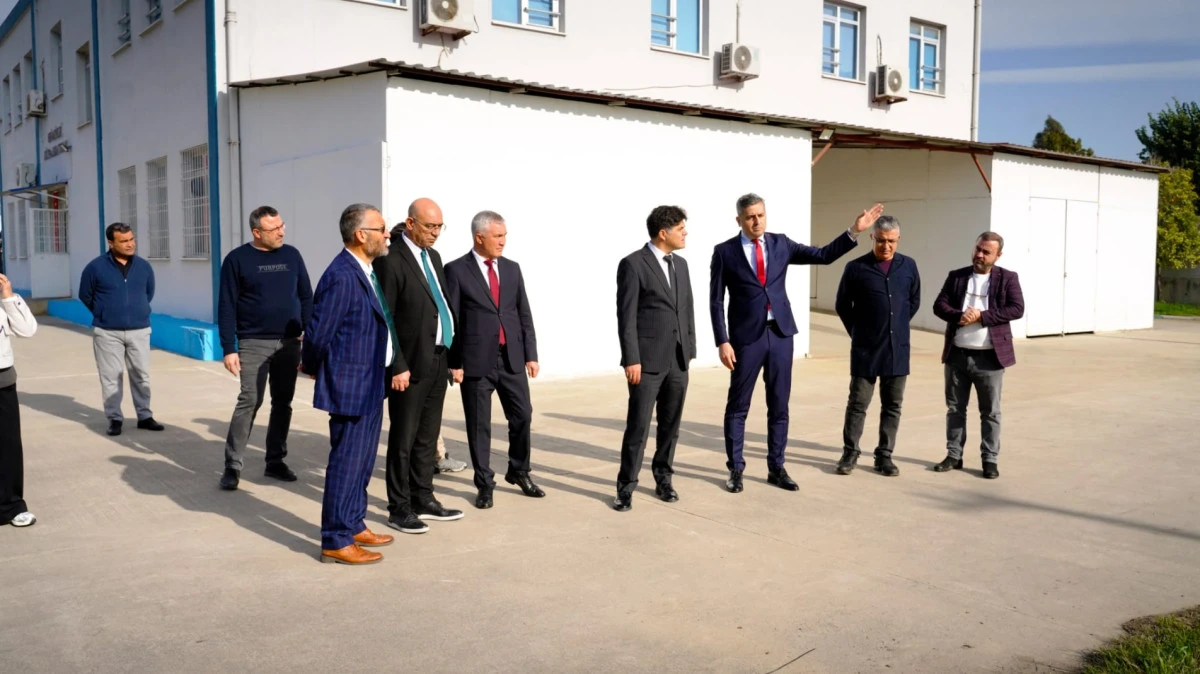 İL MİLL&Icirc; EĞİTİM M&Uuml;D&Uuml;R&Uuml; MUHAMMED &Ouml;ZDEMİRCİ, &Ouml;ĞRENCİLERLE BULUŞMAYA DEVAM EDİYOR