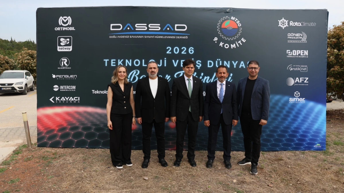 İL MİLL&Icirc; EĞİTİM M&Uuml;D&Uuml;R&Uuml; MUHAMMED &Ouml;ZDEMİRCİ, &lsquo;TEKNOLOJİ VE İŞ D&Uuml;NYASI BAHAR&rsquo; ETKİNLİĞİNE KATILDI