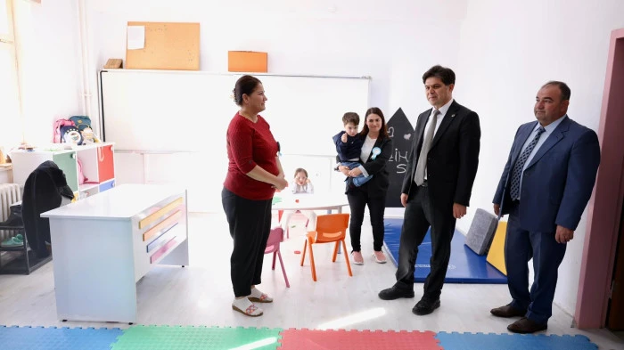 İL MİLLÎ EĞİTİM MÜDÜRÜ ÖZDEMİRCİ, 3 ARALIK DÜNYA ENGELLİLER GÜNÜ KAPSAMINDA ÖZEL ÖĞRENCİLERLE BULUŞTU